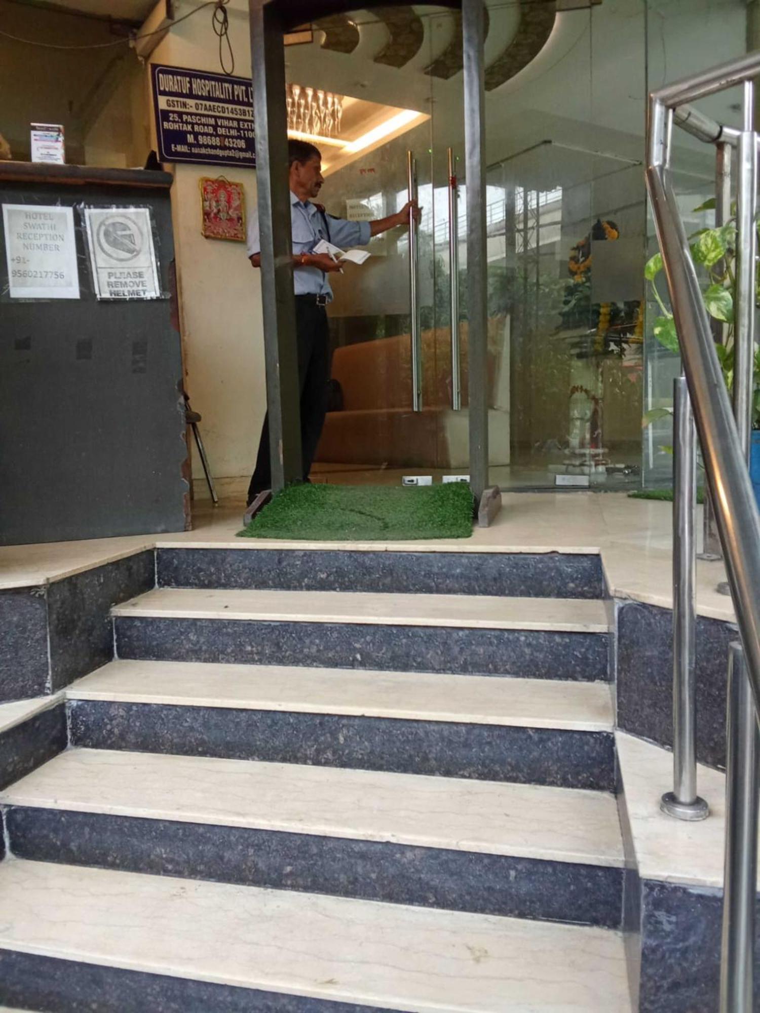 מלון דלהי Paschim Vihar מראה חיצוני תמונה